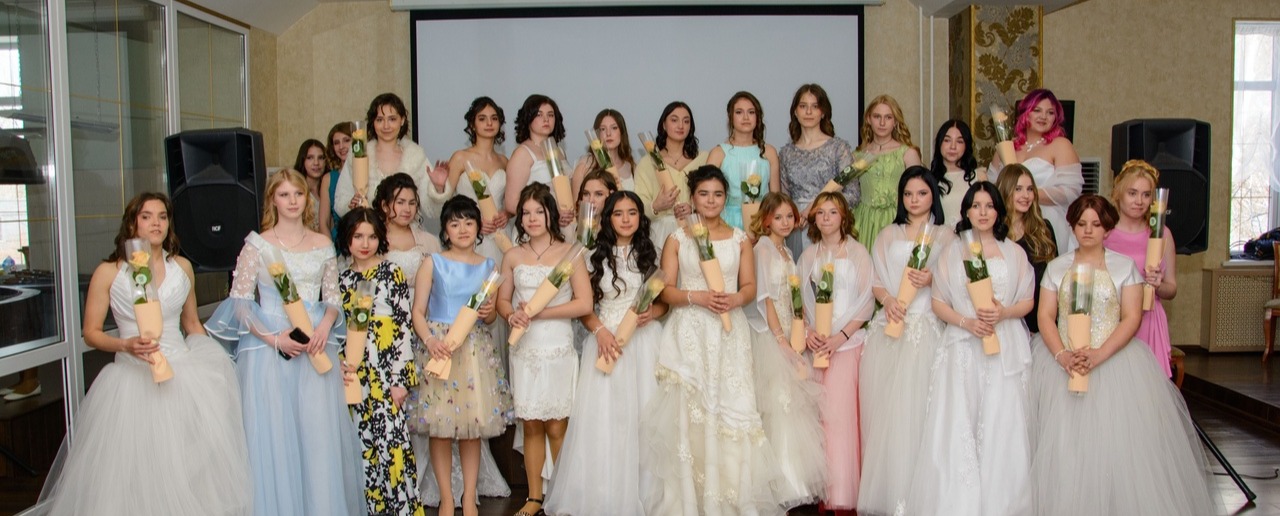 Евгения Уварова : Хочу поддержать проект Осенний бал для девочек