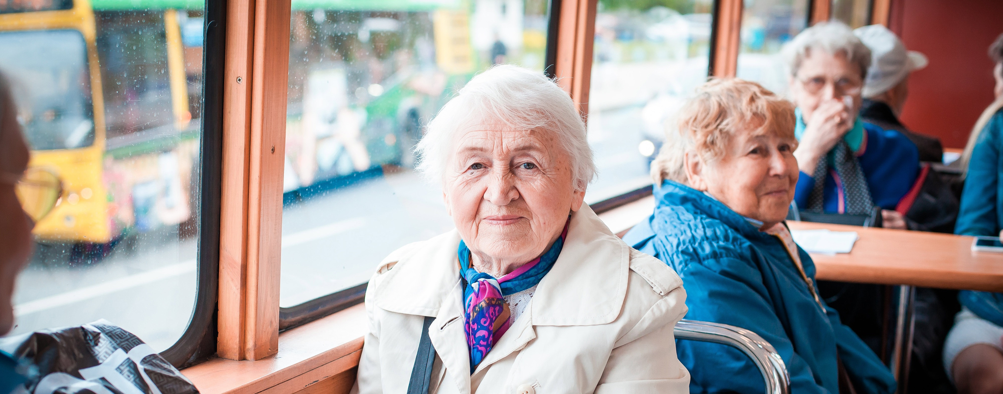 Долго и счастливо: Благотворительный сбор ко дню пожилых людей